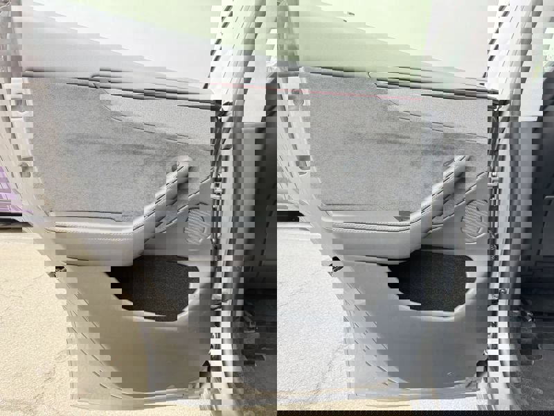 Used 2026 Tesla Model Y Long Range image 13