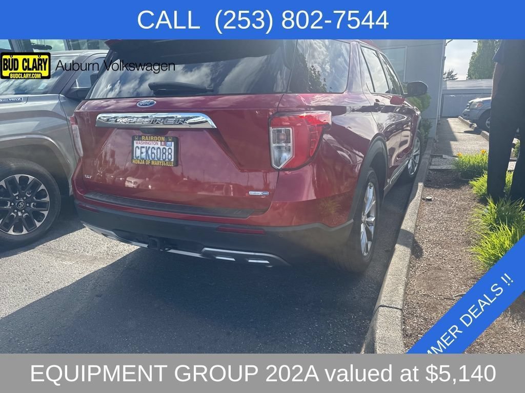 Used 2020 Ford Explorer XLT w/ Equipment Group 202A AWD/4WD image 4