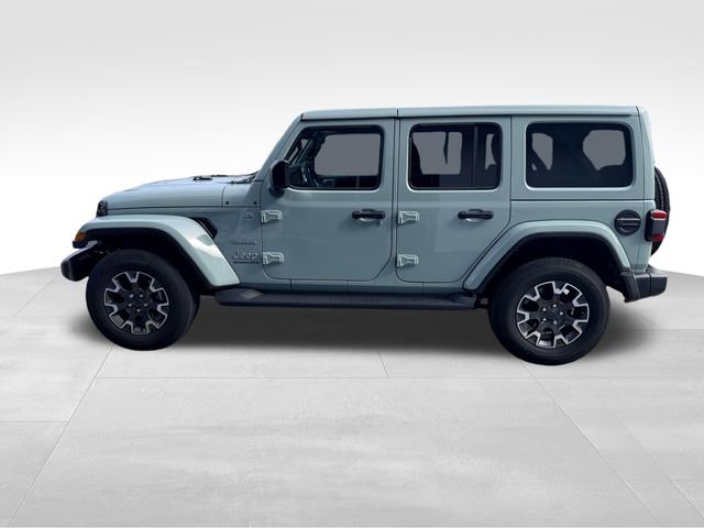 Used 2024 Jeep Wrangler Sahara w/ Technology Group image 8