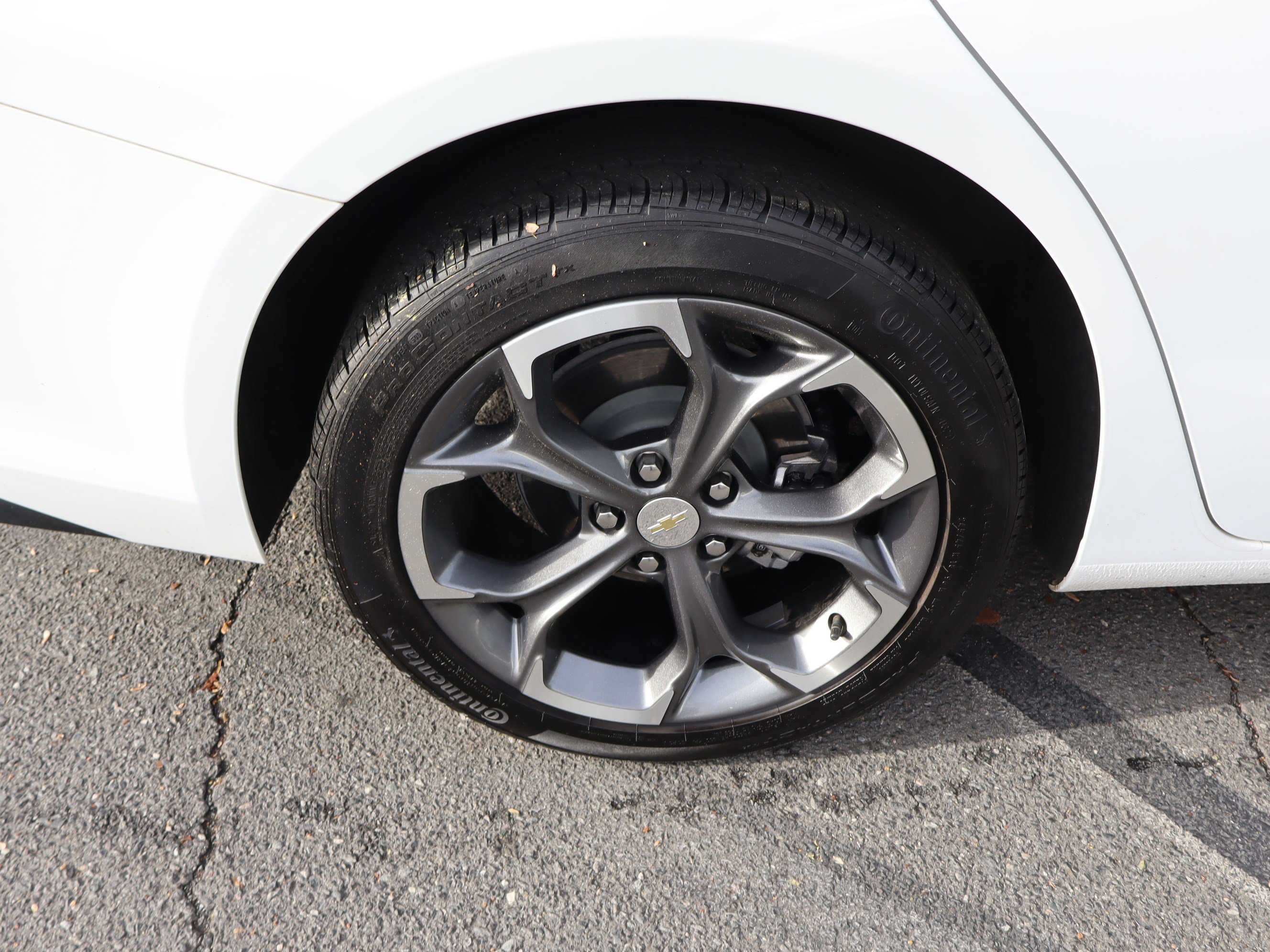 Used 2024 Chevrolet Malibu LT image 39