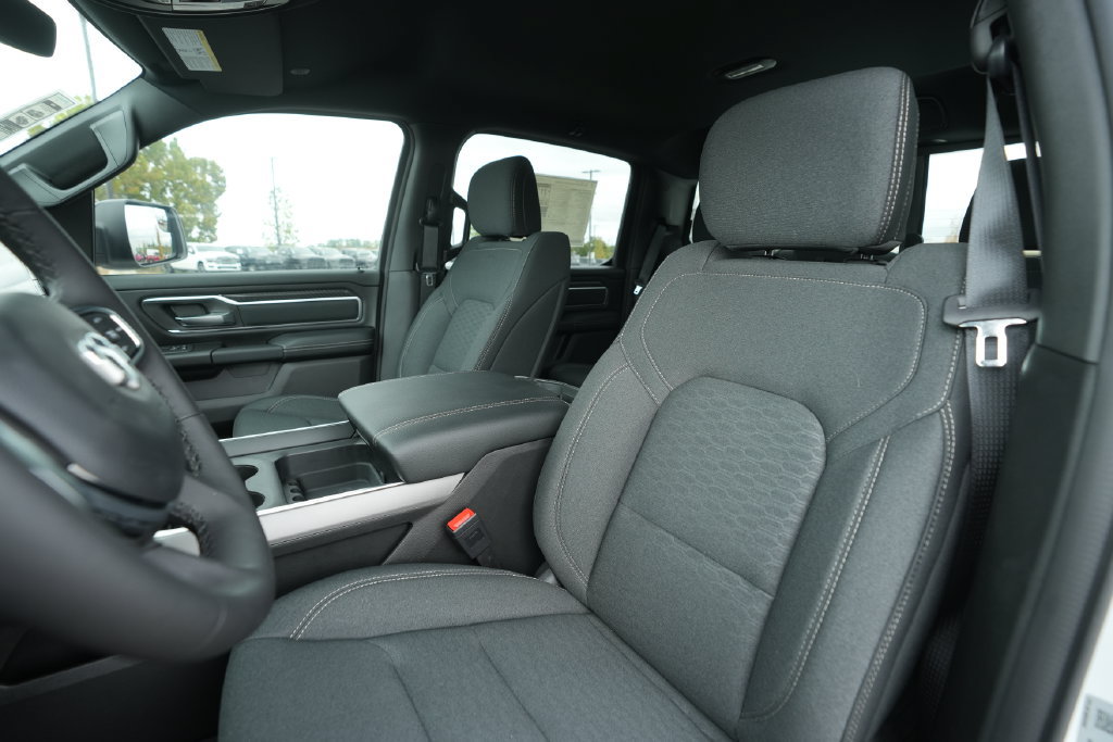New 2026 RAM 1500 Big Horn AWD/4WD image 37