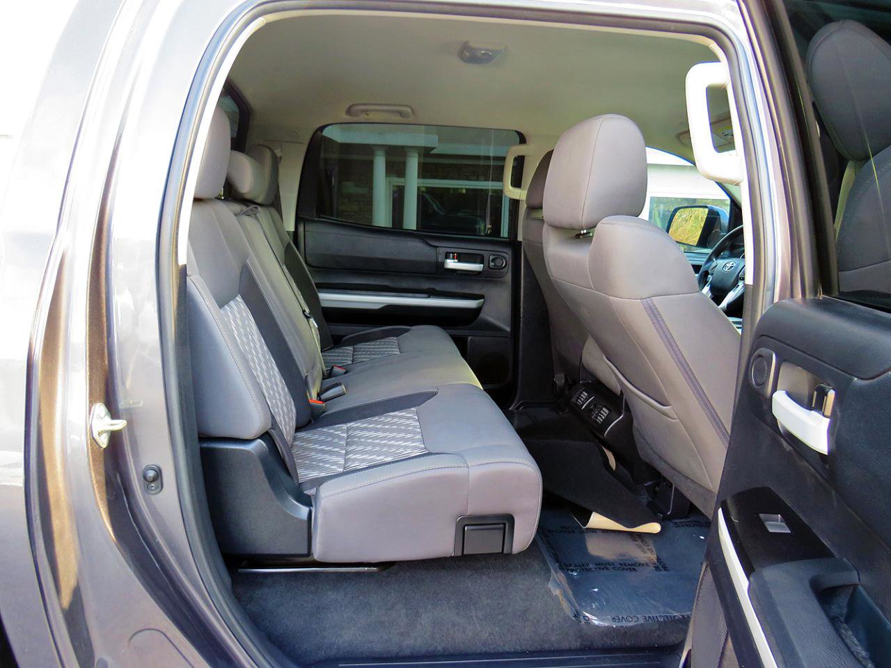 Used 2019 Toyota Tundra SR5 image 17