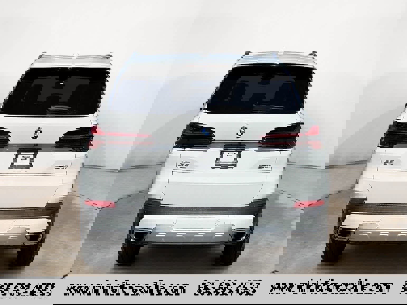 Used 2024 BMW X5 sDrive40i w/ Premium Package image 4