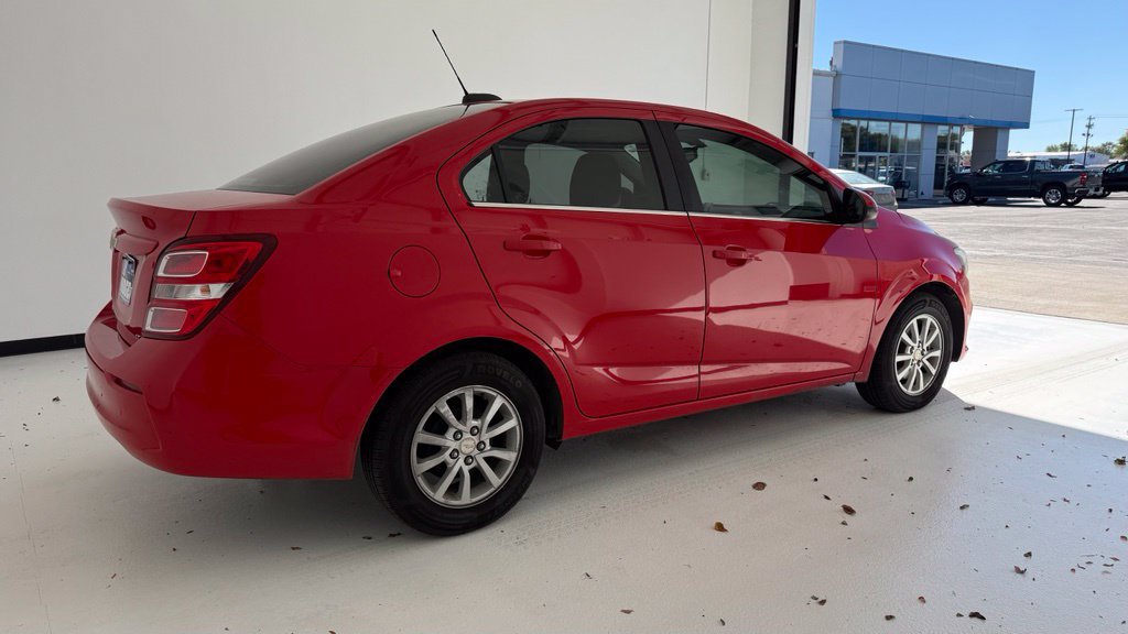 Used 2018 Chevrolet Sonic LT FWD image 15