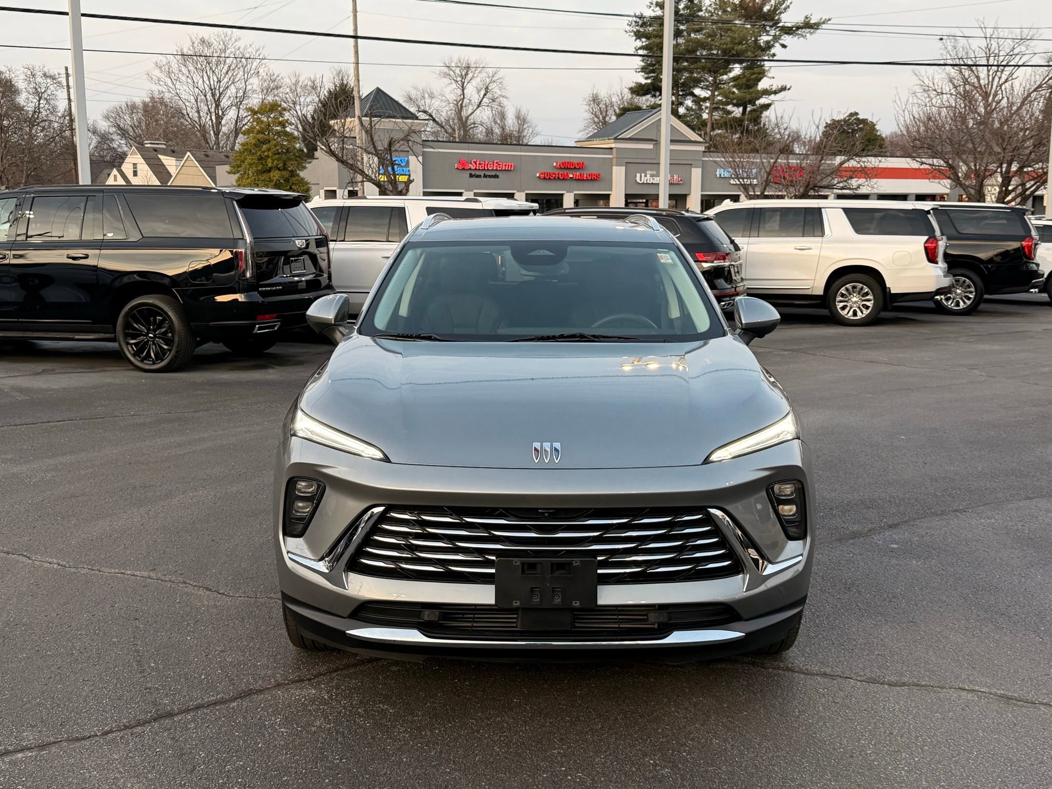 Used 2025 Buick Envision Preferred image 7