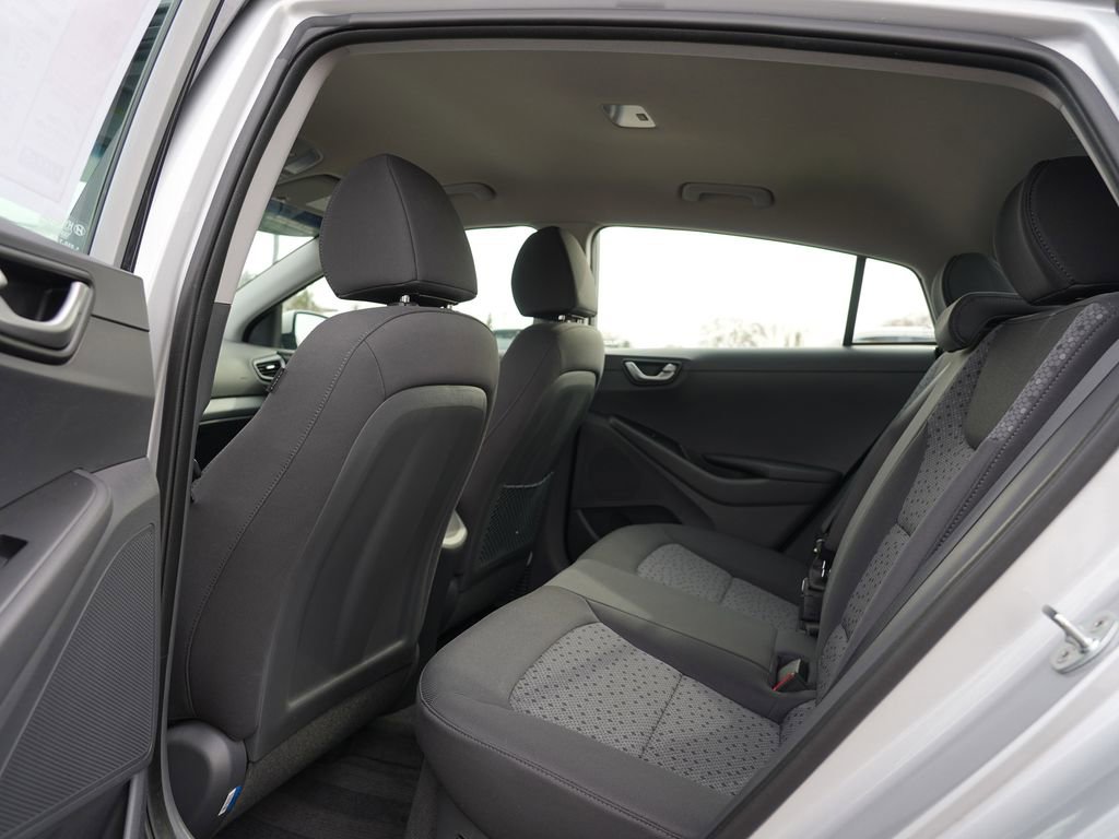 Used 2018 Hyundai Ioniq Blue FWD image 18
