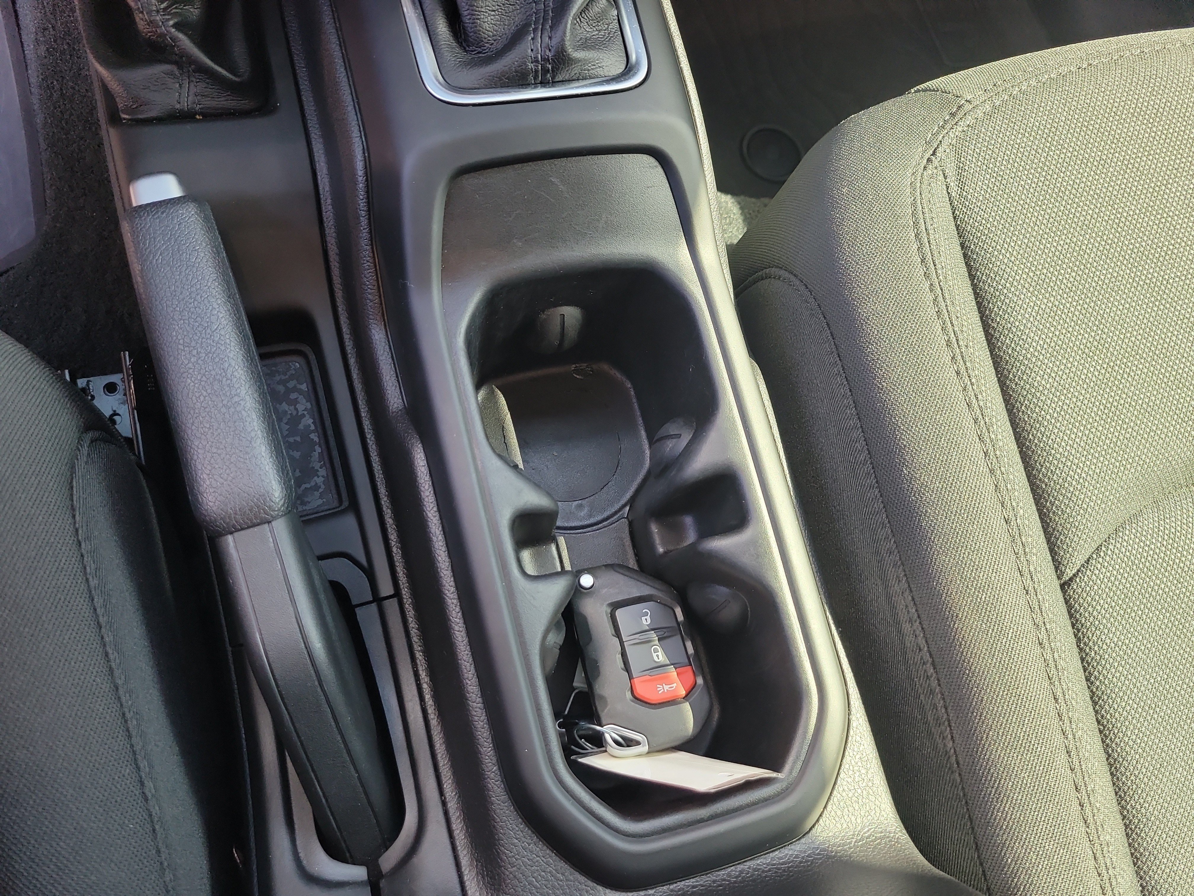 Used 2022 Jeep Wrangler Sport AWD/4WD image 22