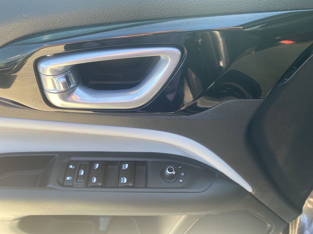 Certified 2023 Jeep Compass Limited w/ Sun and Sound Group image 20