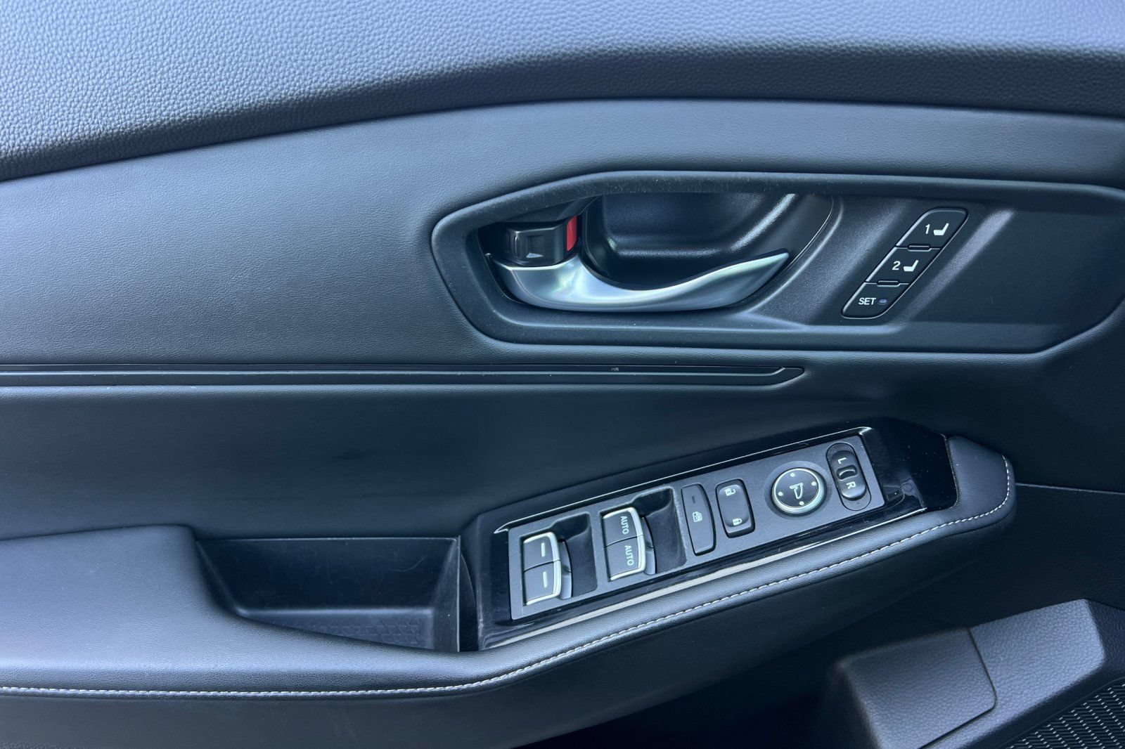 Used 2023 Honda Accord Touring image 14