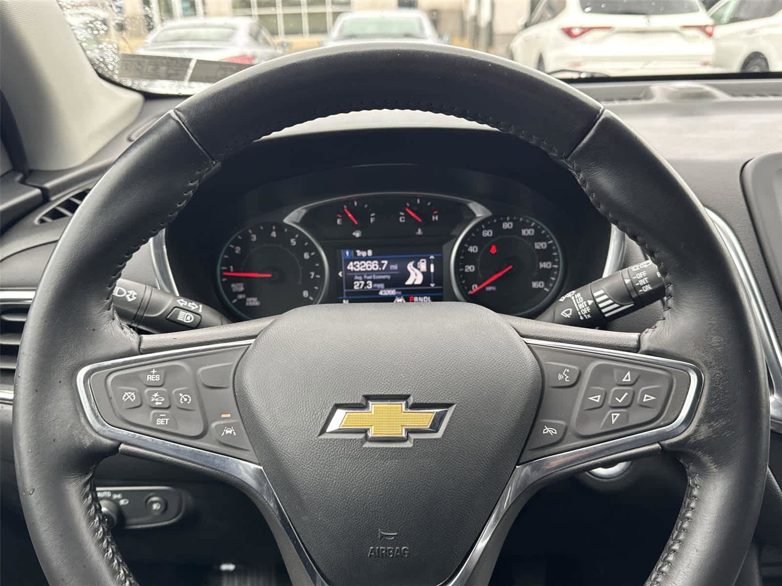 Used 2021 Chevrolet Equinox LT AWD/4WD image 16