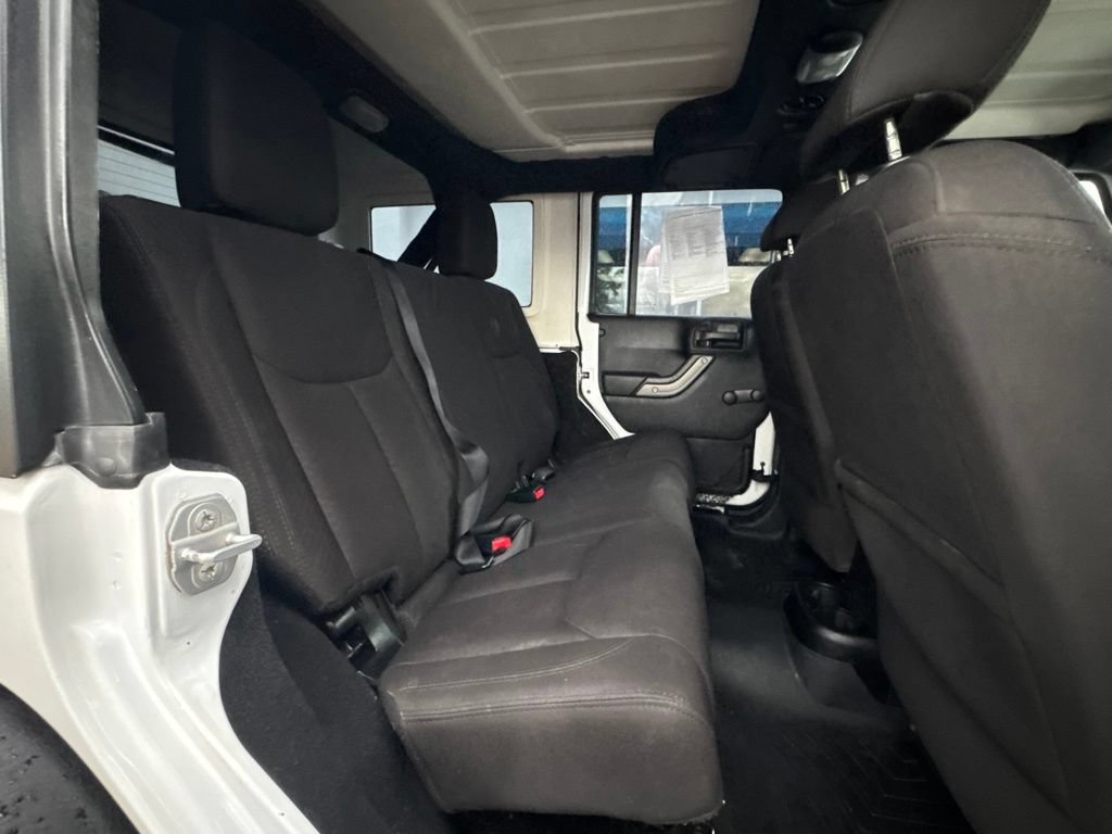 Used 2015 Jeep Wrangler Unlimited Sport AWD/4WD image 20