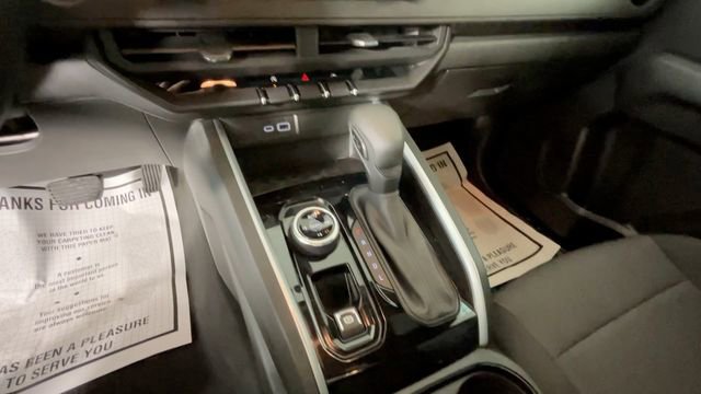 Used 2023 Chevrolet Colorado Trail Boss w/ Technology Package AWD/4WD image 26