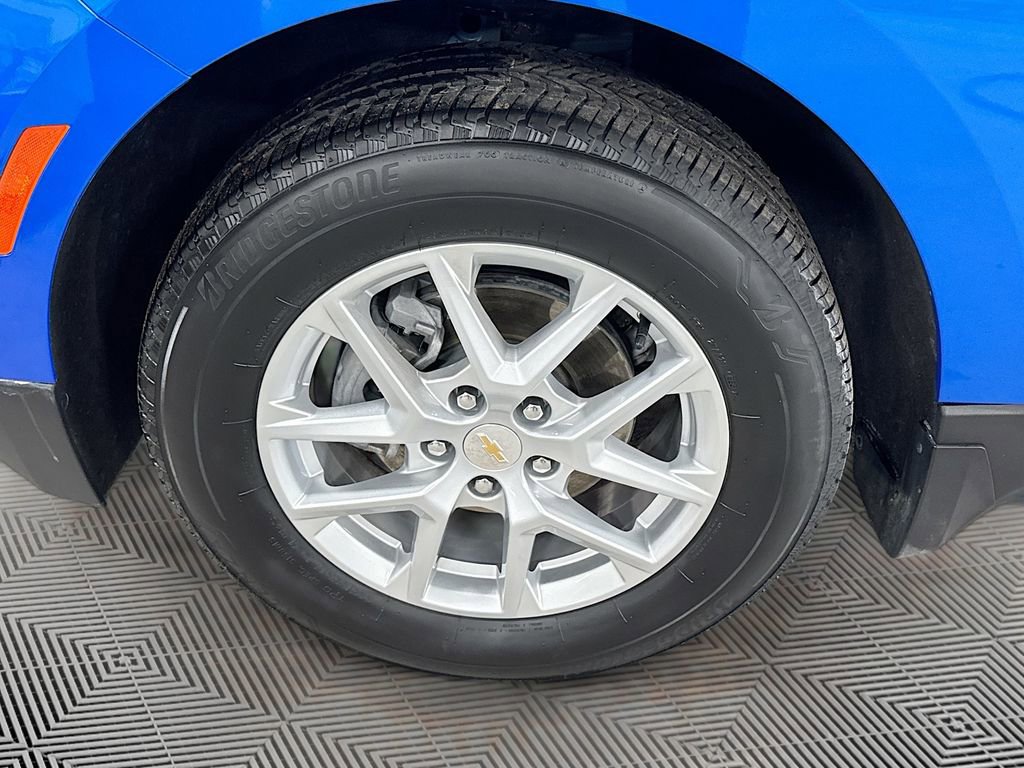 Used 2024 Chevrolet Equinox LT image 32