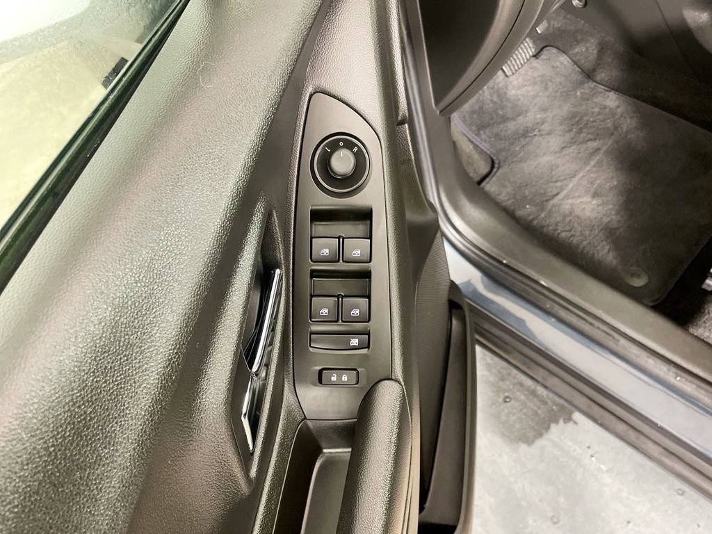 Used 2021 Chevrolet Trax LS w/ Tint and Cruise Package image 20