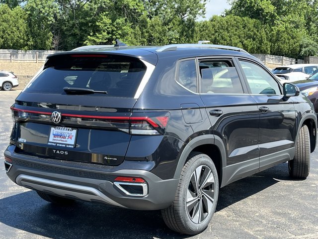 New 2026 Volkswagen Taos SE AWD/4WD image 8