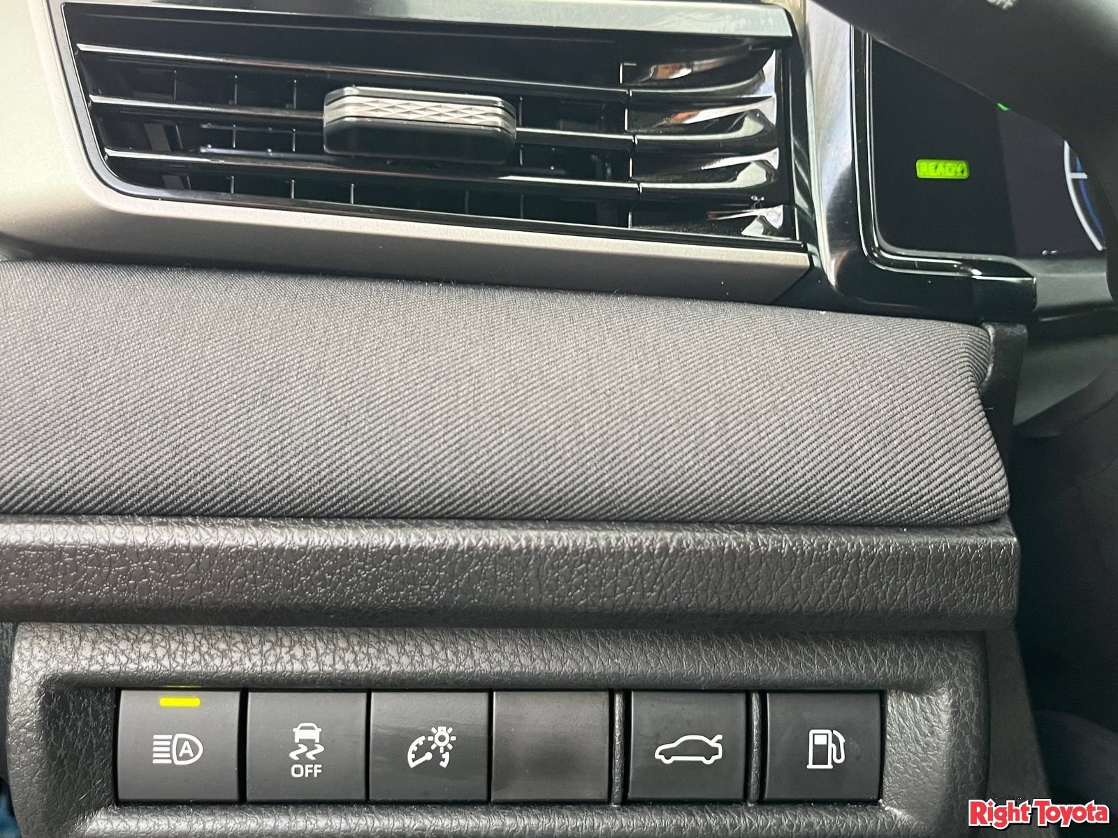 Used 2026 Toyota Camry LE FWD image 31