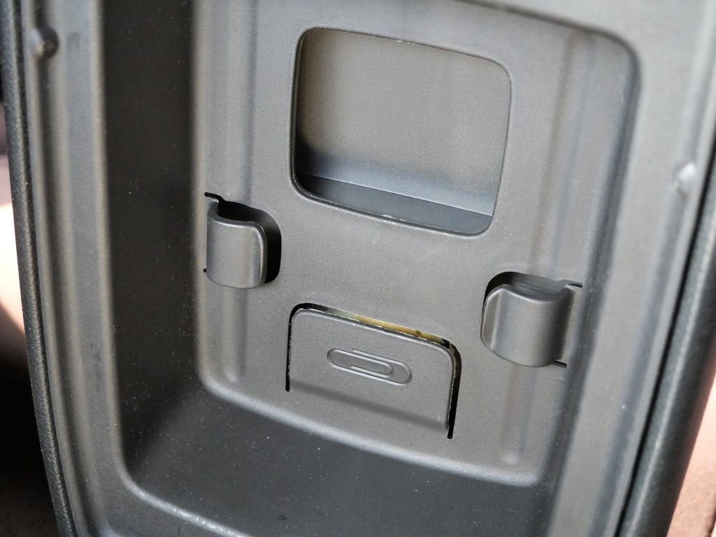 Used 2013 Jeep Wrangler Sport image 48