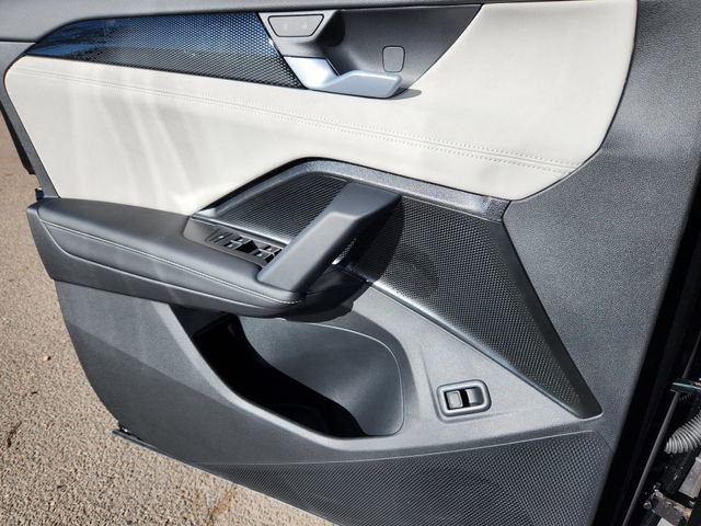 New 2026 Volkswagen Tiguan SE image 21