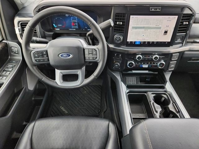 Used 2025 Ford F250 Lariat w/ Lariat Ultimate Package AWD/4WD image 27