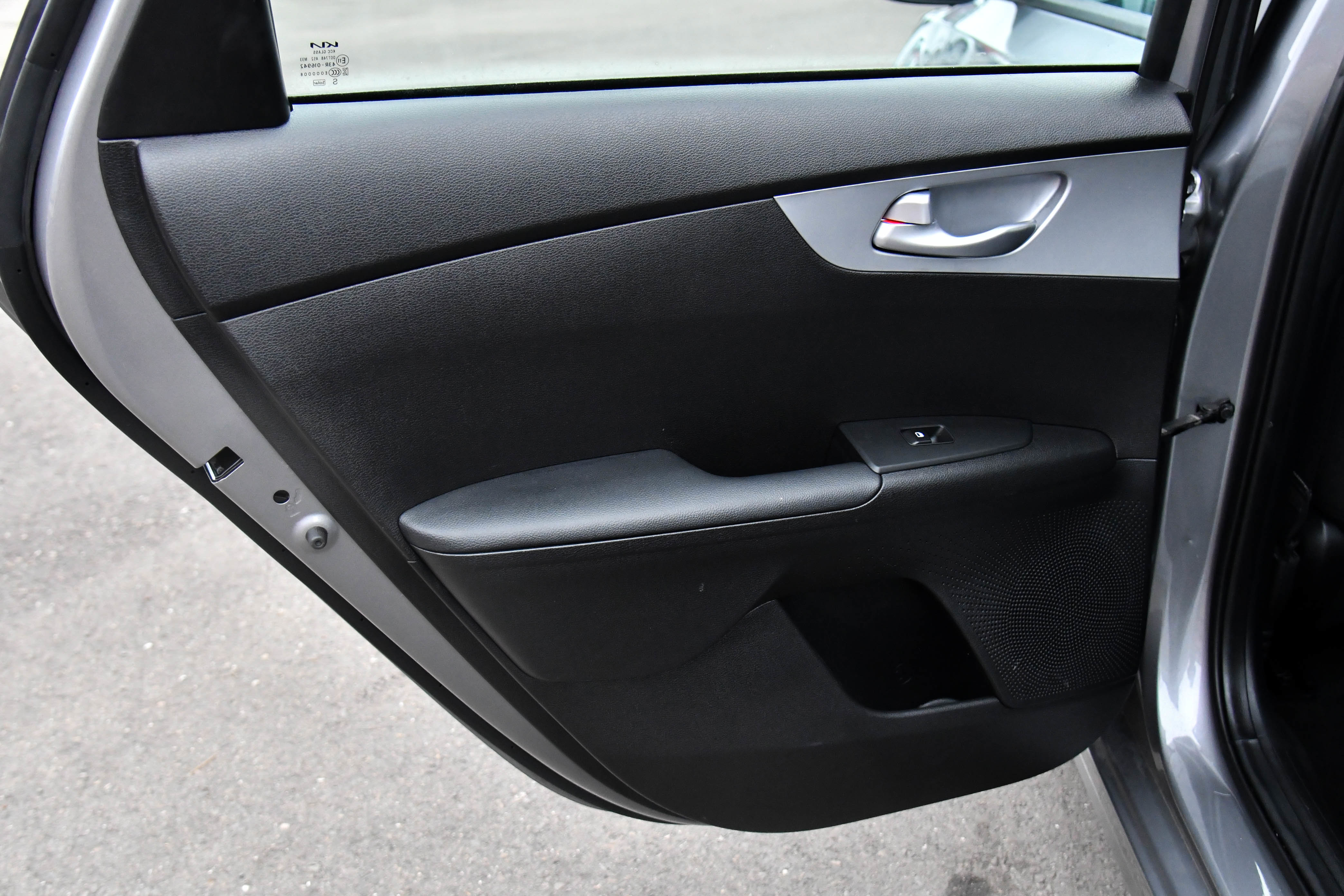 Used 2023 Kia Forte LXS image 28