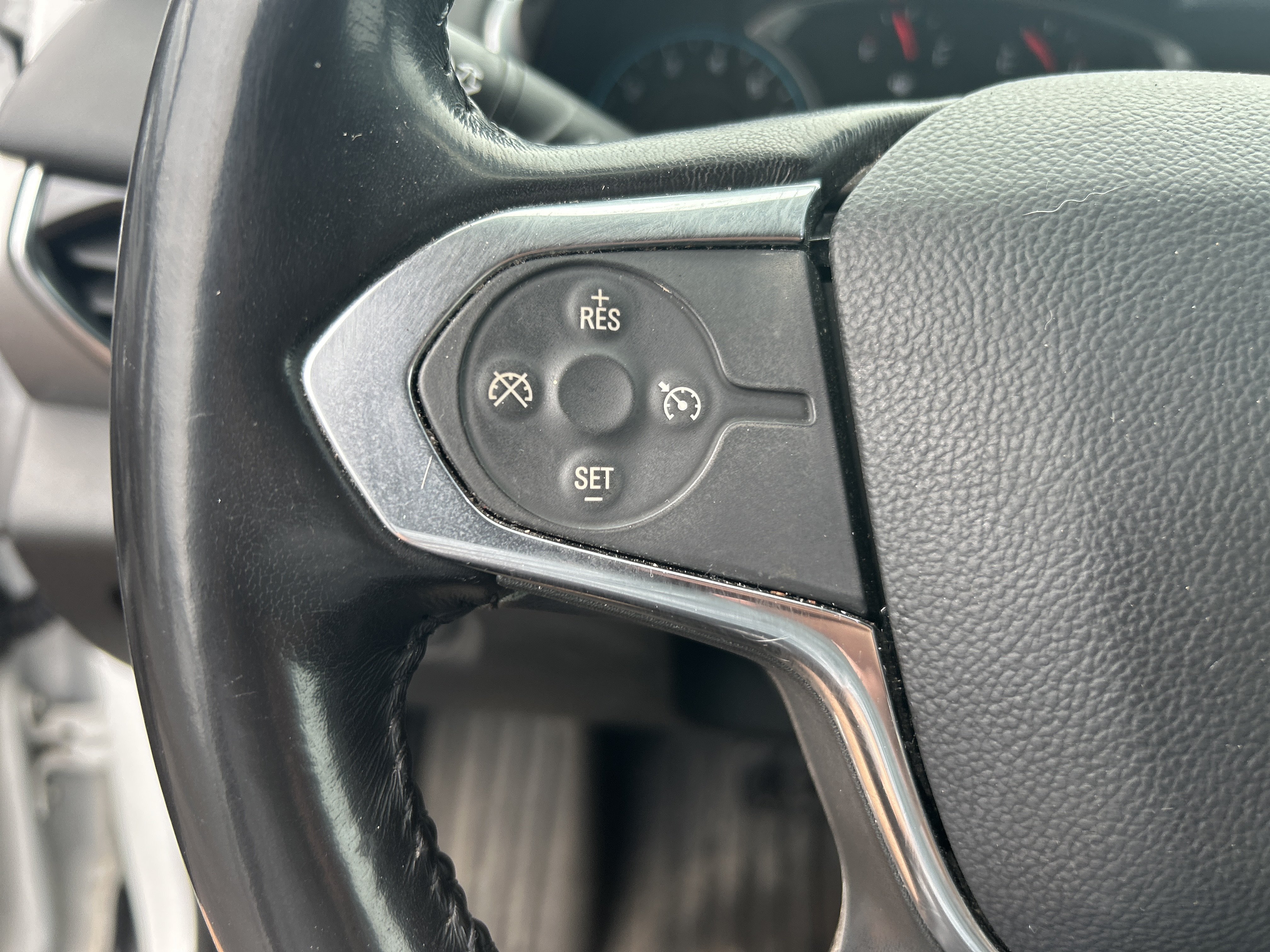 Used 2019 Chevrolet Traverse LT AWD/4WD image 19