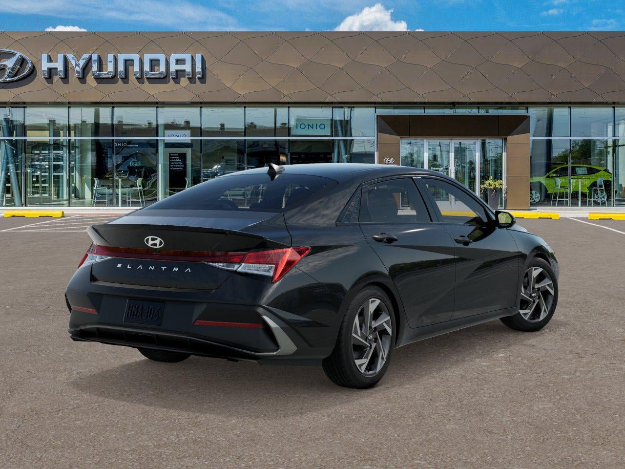Certified 2025 Hyundai Elantra Sport w/ Cargo Package FWD image 4