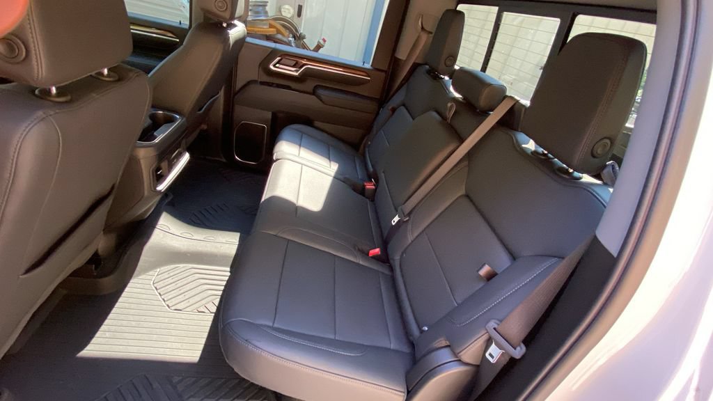 Used 2026 Chevrolet Silverado 2500 LT w/ All Star Edition AWD/4WD image 14
