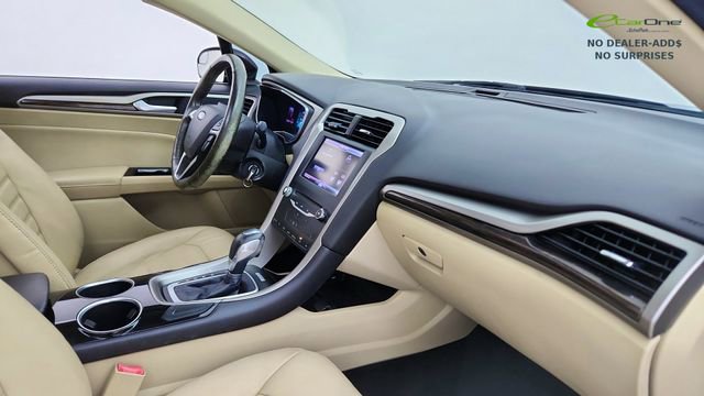 Used 2013 Ford Fusion SE FWD image 21