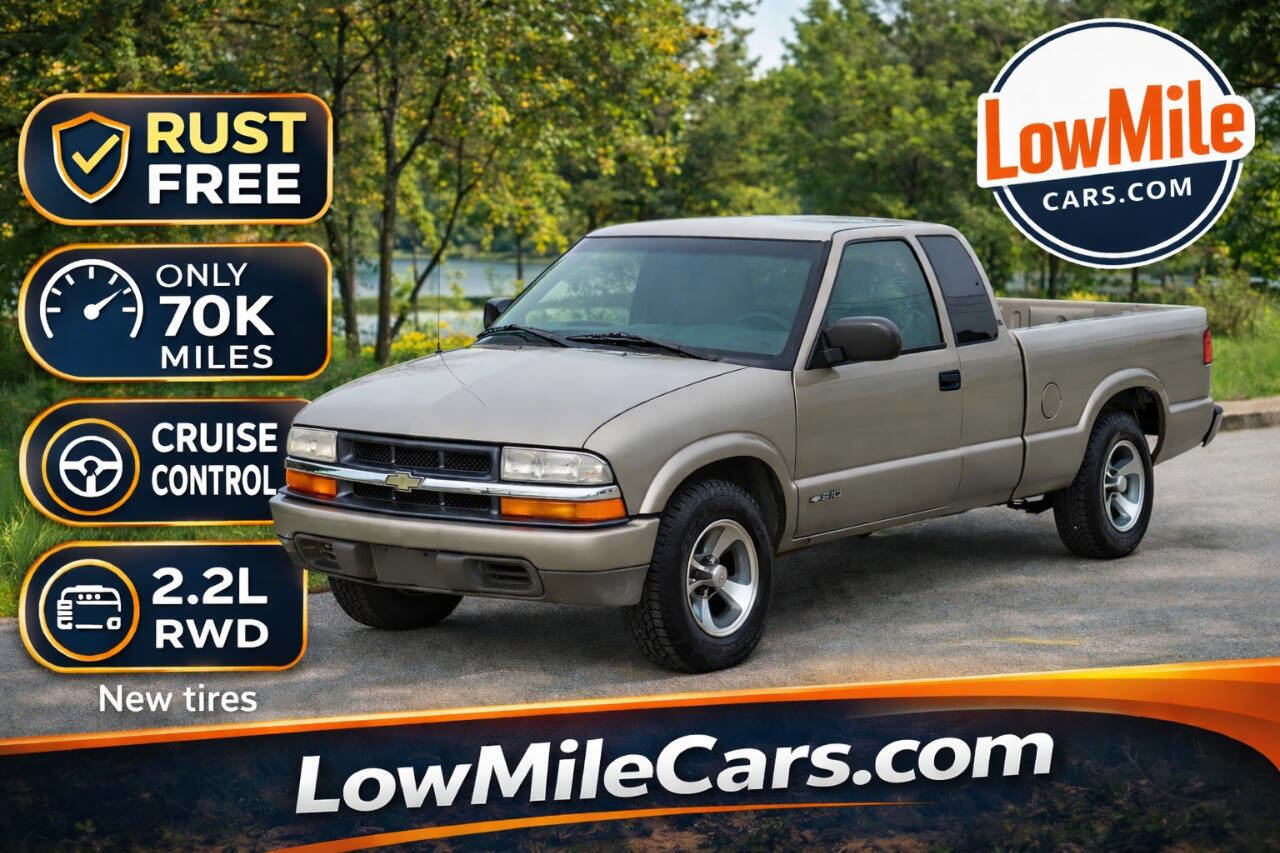 Used 2001 Chevrolet S10 Pickup LS w/ Preferred Equipment Group RWD image 1