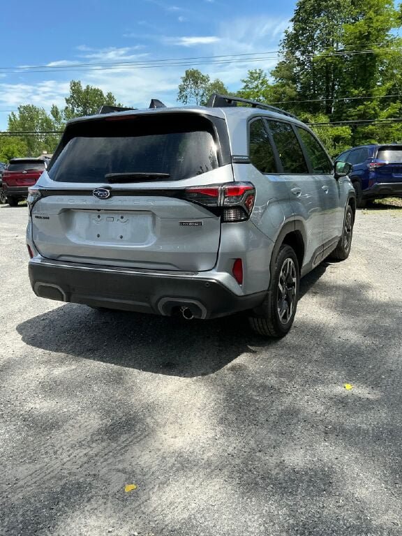 Certified 2025 Subaru Forester Limited w/ Protection Package (1PH) AWD/4WD image 3