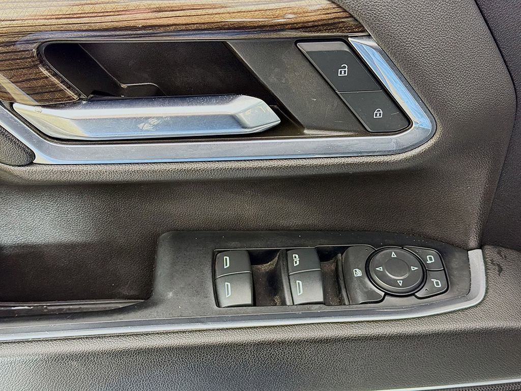 Used 2024 Chevrolet Silverado 2500 LT image 27