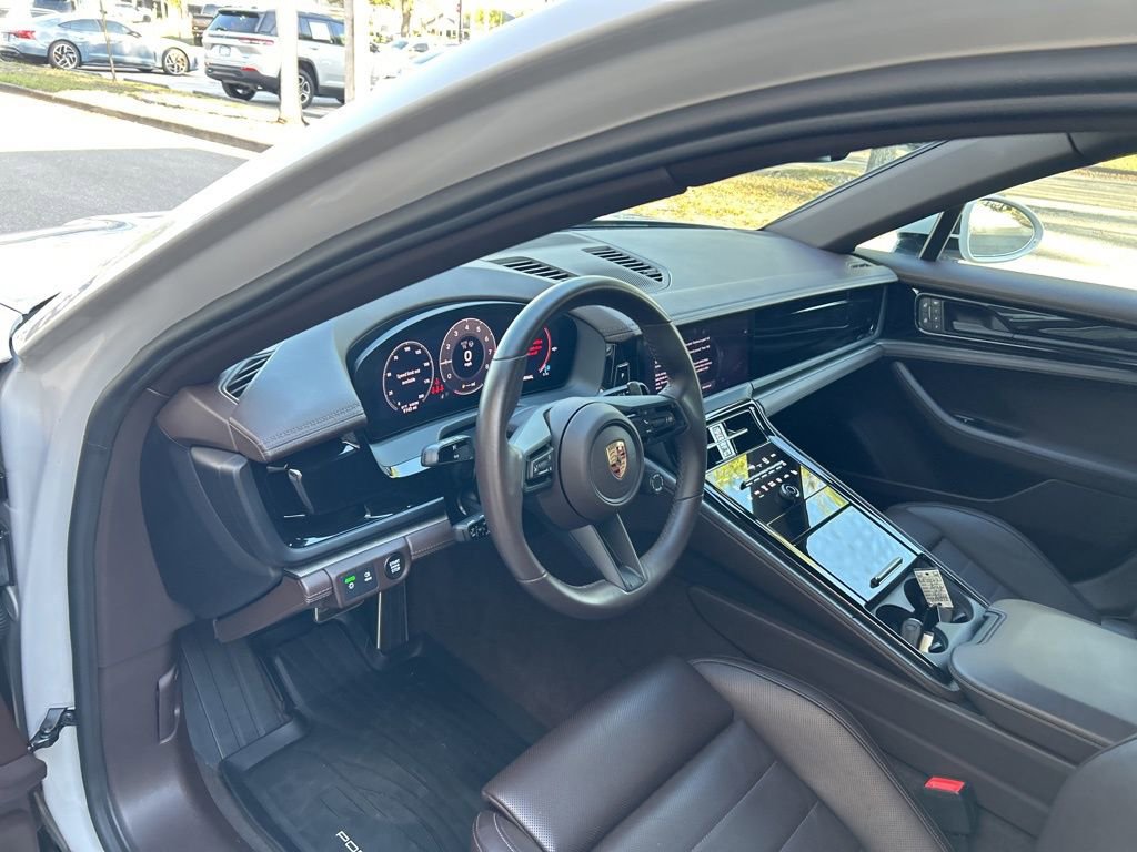 Used 2024 Porsche Panamera 4 image 6