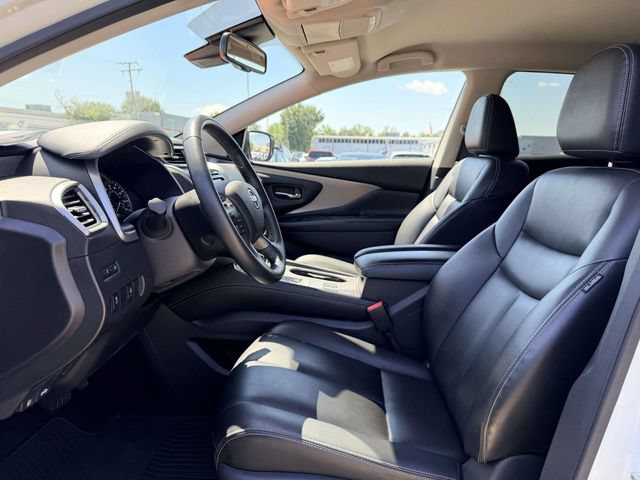 Certified 2024 Nissan Murano SV w/ SV Midnight Edition Package AWD/4WD image 16