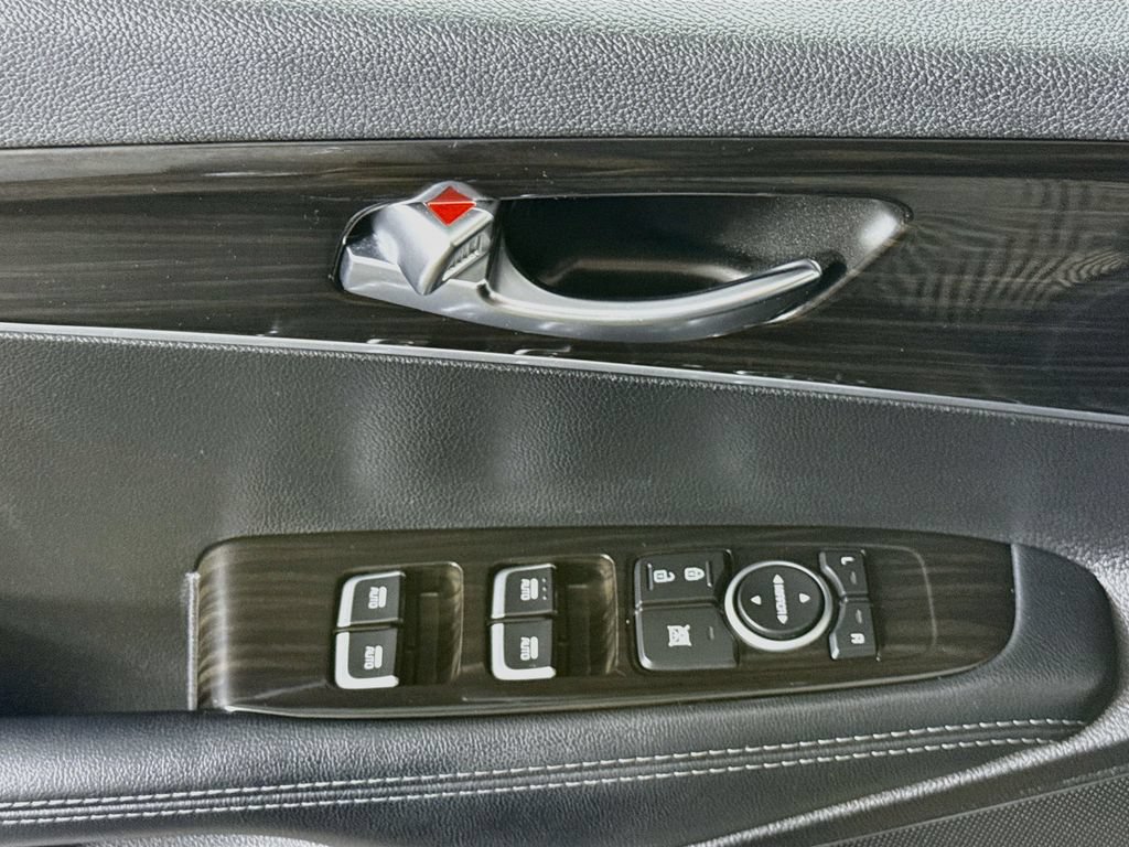 Used 2020 Kia Sorento FWD V6 image 21