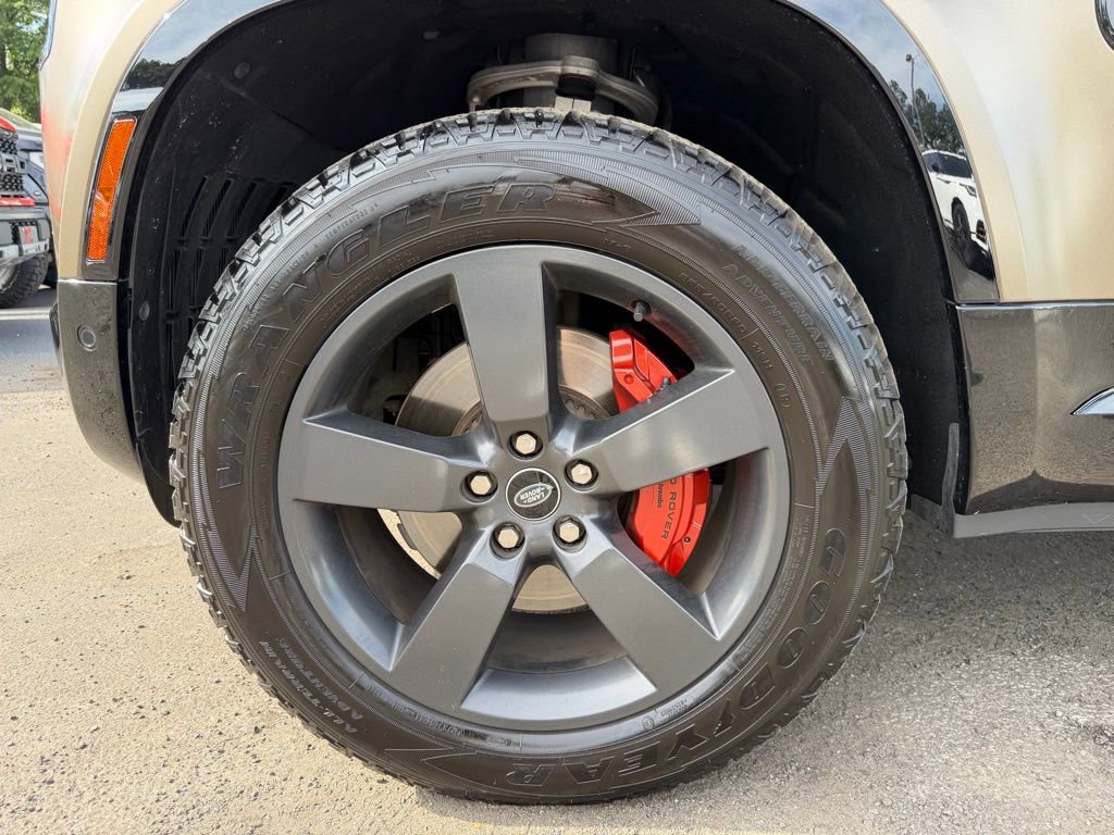 Used 2022 Land Rover Defender 110 X AWD/4WD image 8