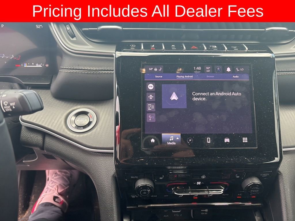 Used 2025 Jeep Grand Cherokee L Altitude RWD image 9