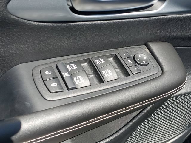 New 2026 Chrysler Pacifica Limited w/ S Appearance Package AWD/4WD image 17