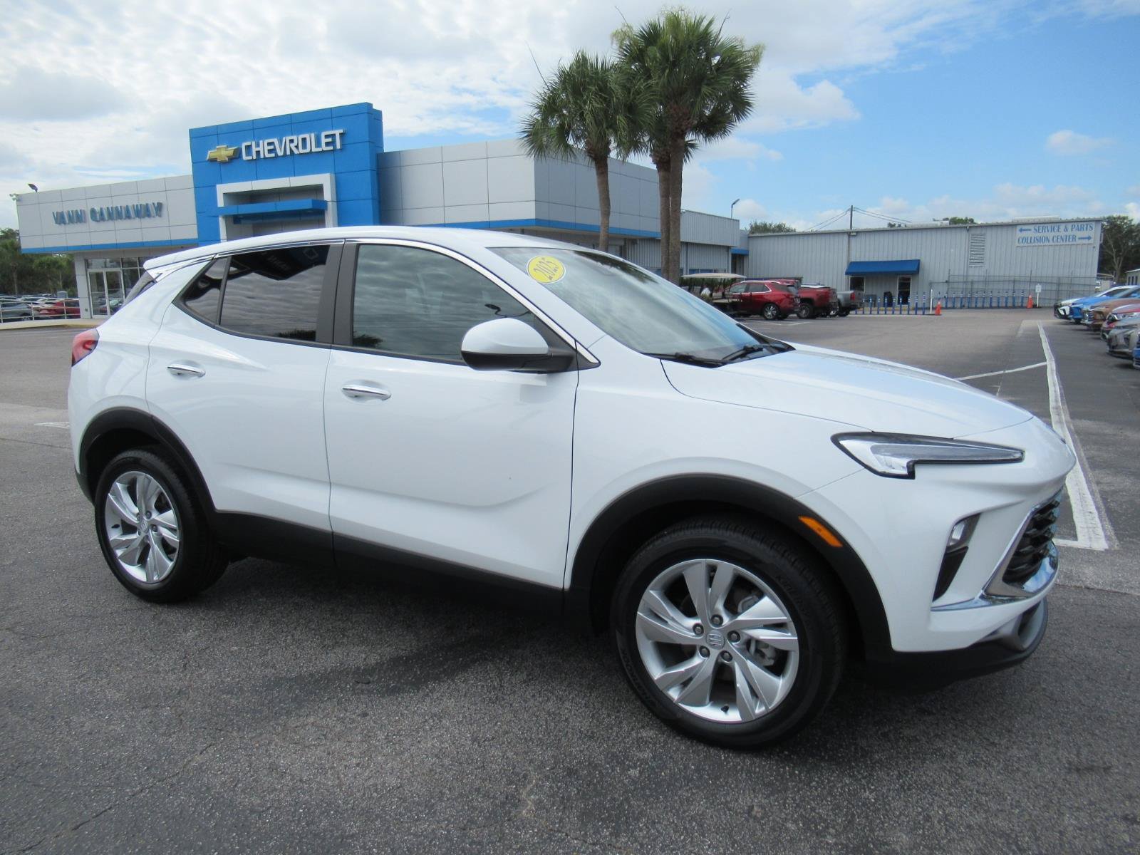Used 2025 Buick Encore GX Preferred FWD image 5