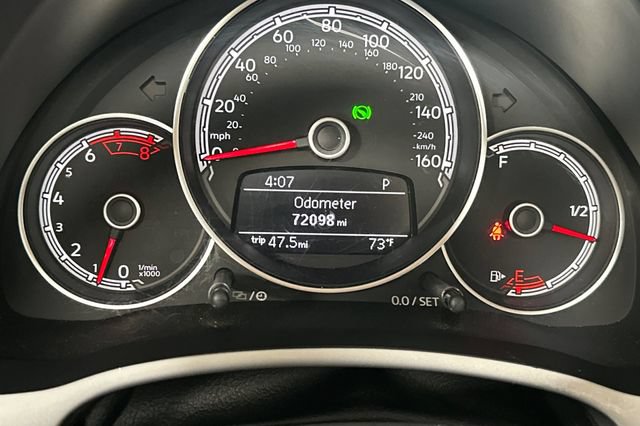 Used 2018 Volkswagen Beetle 2.0T S FWD image 29