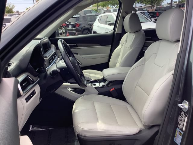 Used 2022 Kia Telluride EX w/ EX Premium Package FWD image 8
