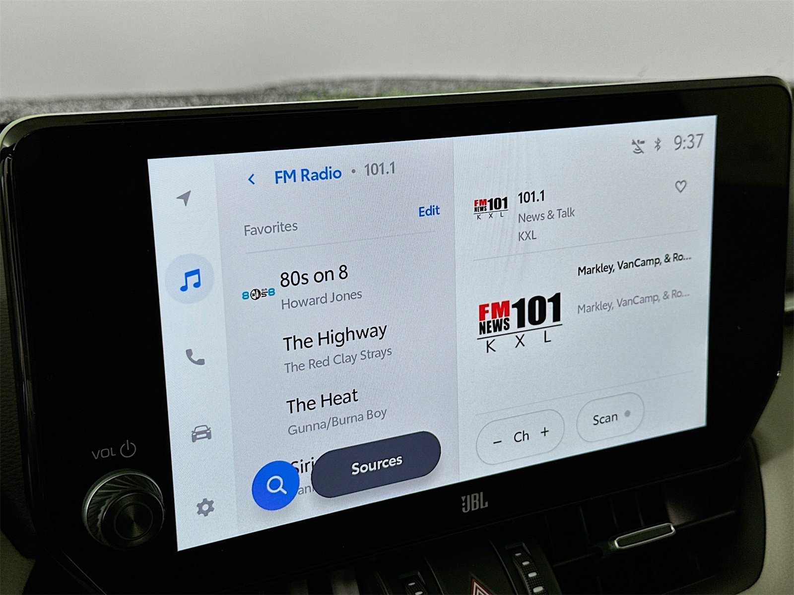 New 2025 Toyota RAV4 XLE Premium image 15