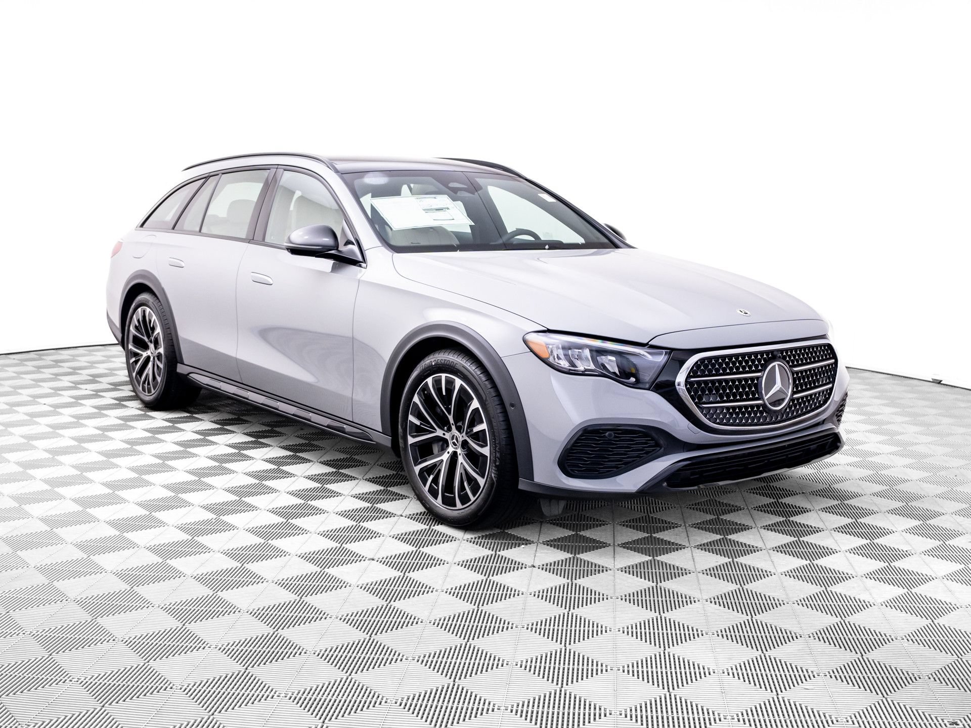 New 2026 Mercedes-Benz E 450 4MATIC All-Terrain Wagon image 7