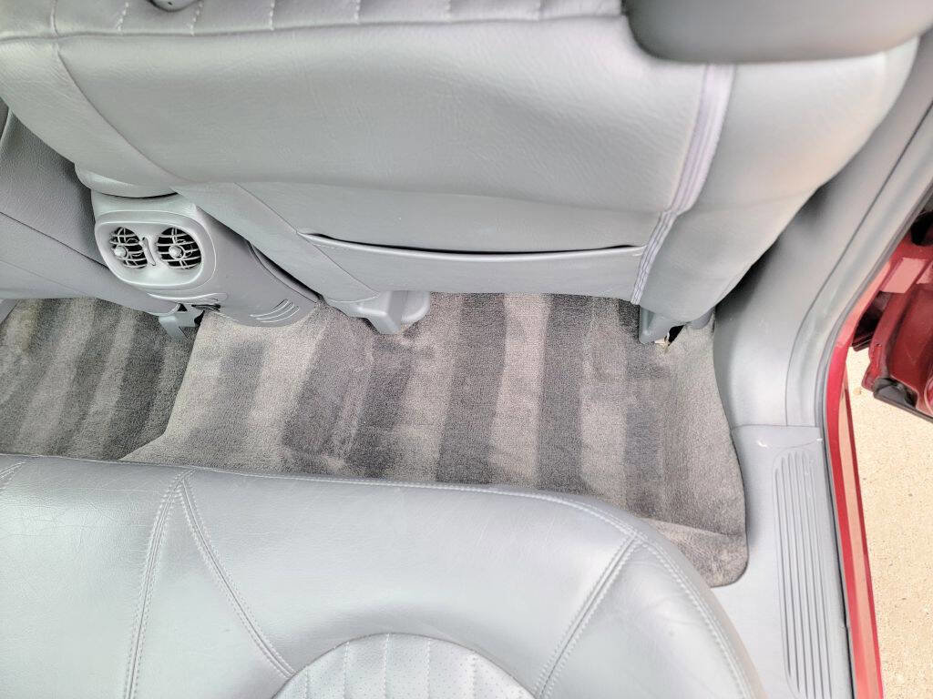 Used 2000 Pontiac Bonneville SSEi FWD image 28