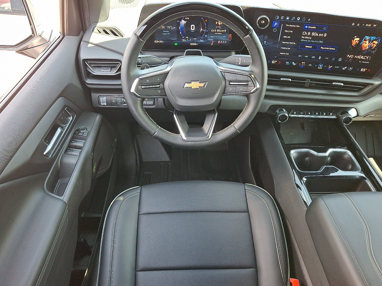 Used 2026 Chevrolet Silverado EV LT AWD/4WD image 12