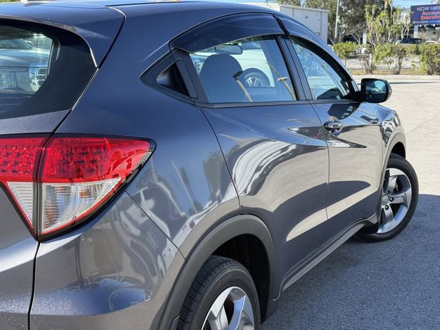 Used 2020 Honda HR-V LX image 8