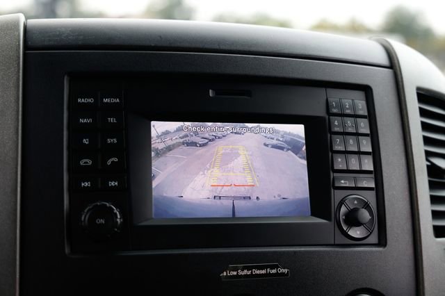 Used 2018 Mercedes-Benz Sprinter 2500 image 32