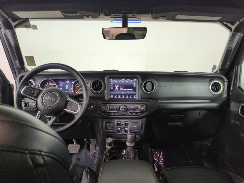 Used 2019 Jeep Wrangler Unlimited Sahara AWD/4WD image 15