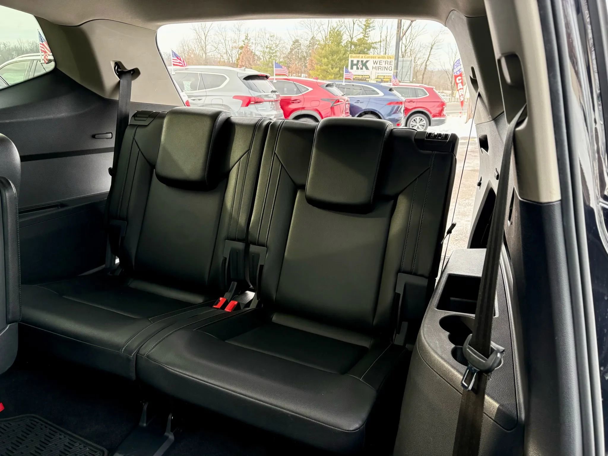 Used 2018 Volkswagen Atlas SEL w/ R-Line Package image 23