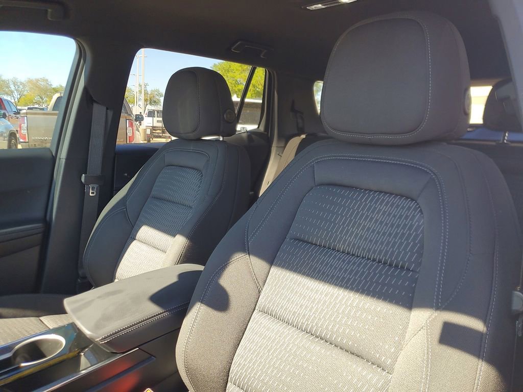 New 2026 Chevrolet Equinox LT w/ Midnight Edition image 11