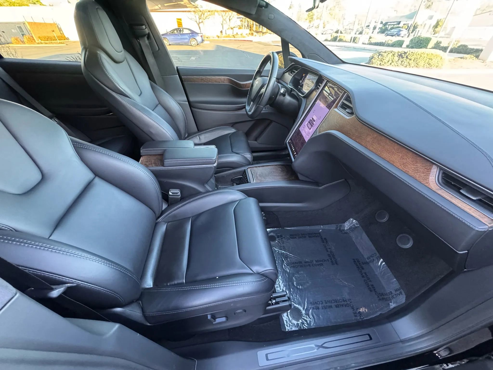 Used 2018 Tesla Model X 75D image 13